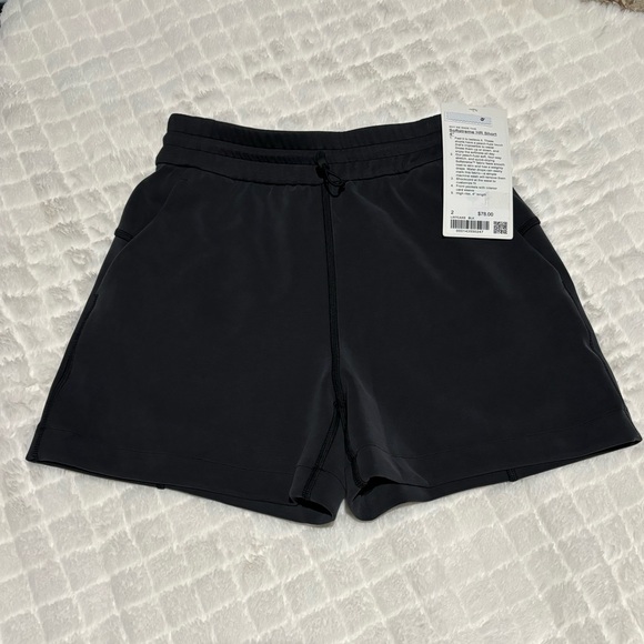 Lululemon Softstreme High-Rise Short 4" - Picture 2 of 4